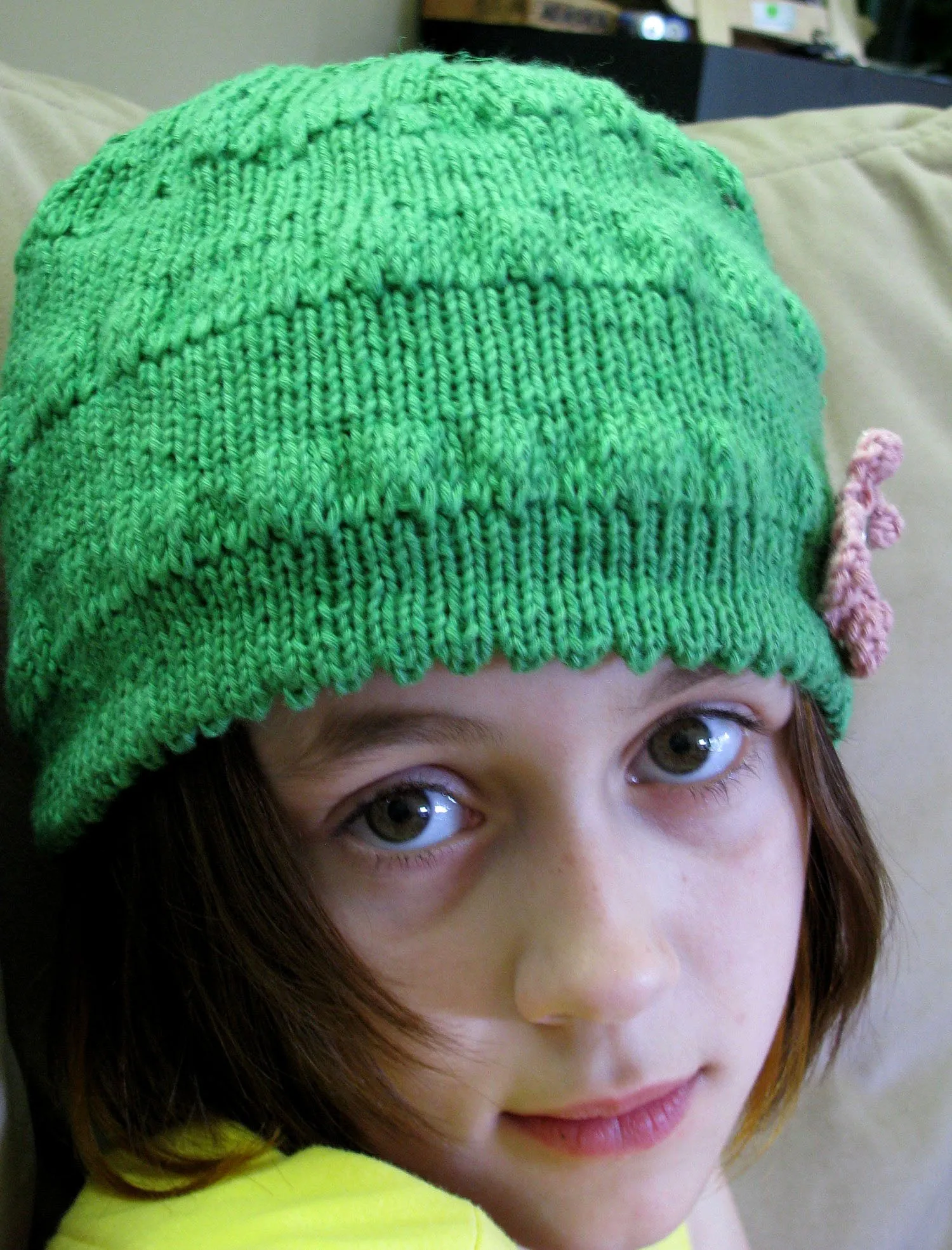 #427 Girly Cloche