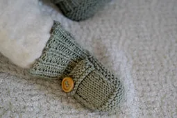 Brayden Hat and Boots Knit Pattern