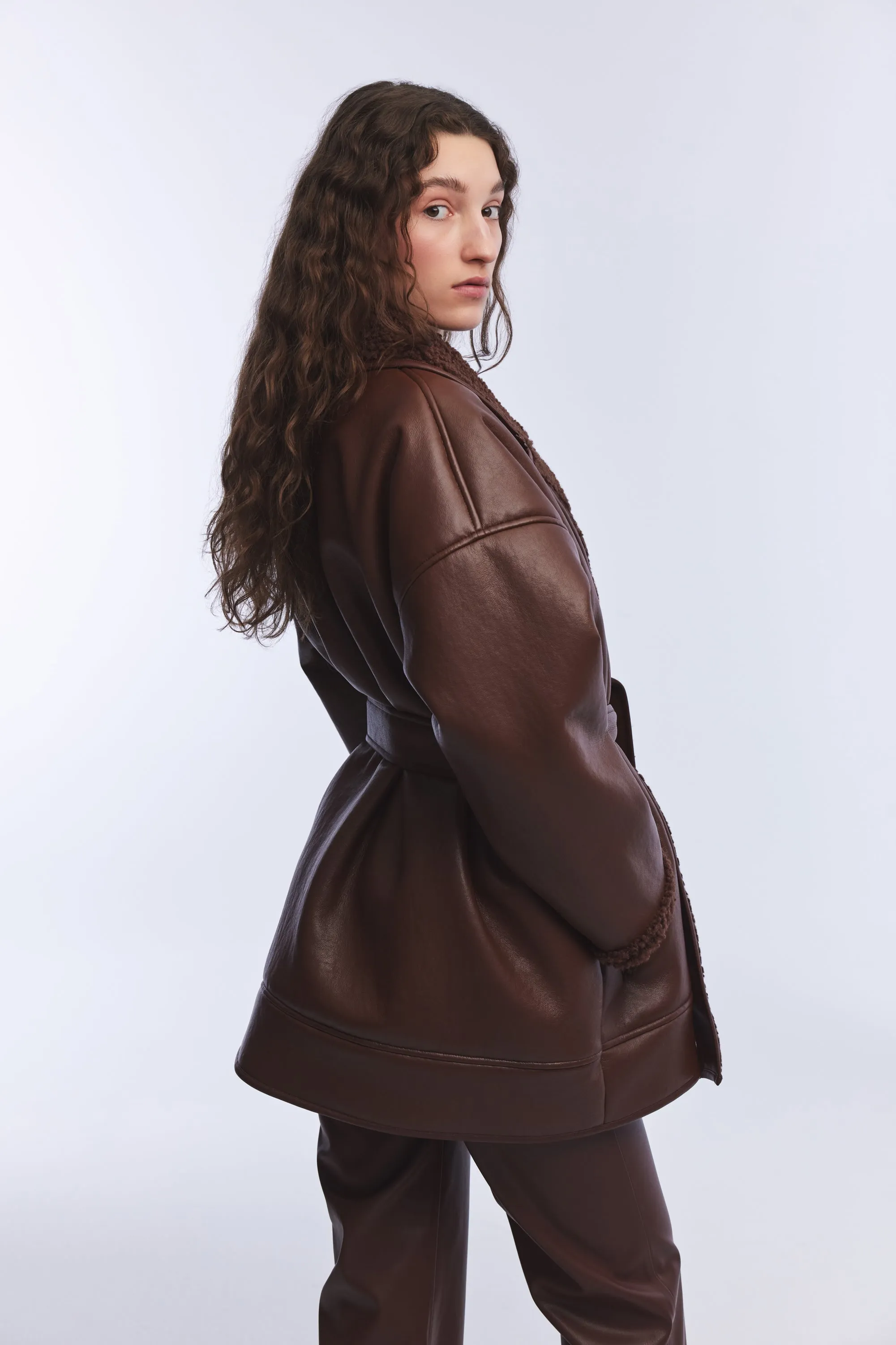 BROWN VEGAN LEATHER TEDDY DETAILED COAT WITH TIE DETAIL