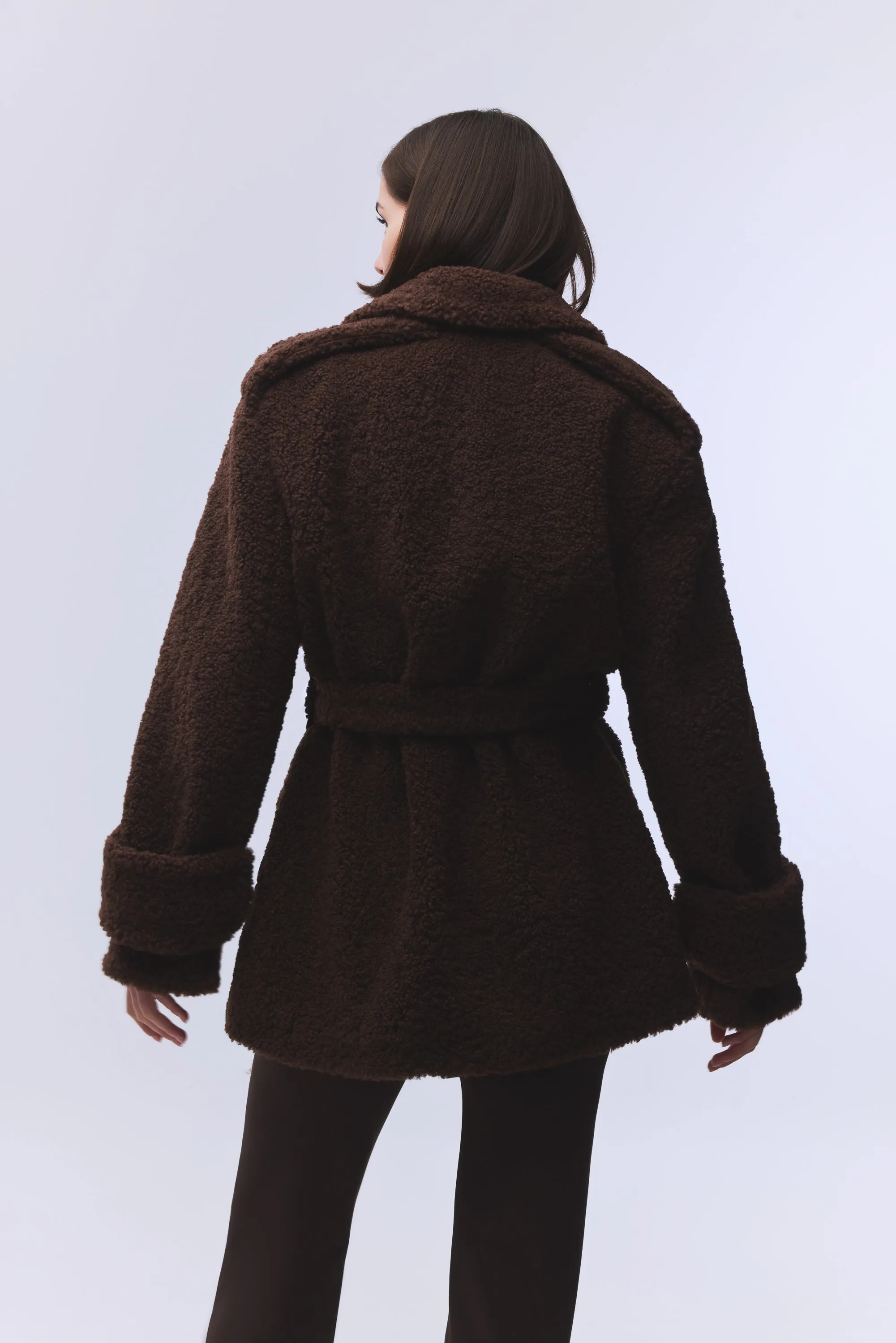 BURGUNDY TEDDY BELT-DETAILED COAT