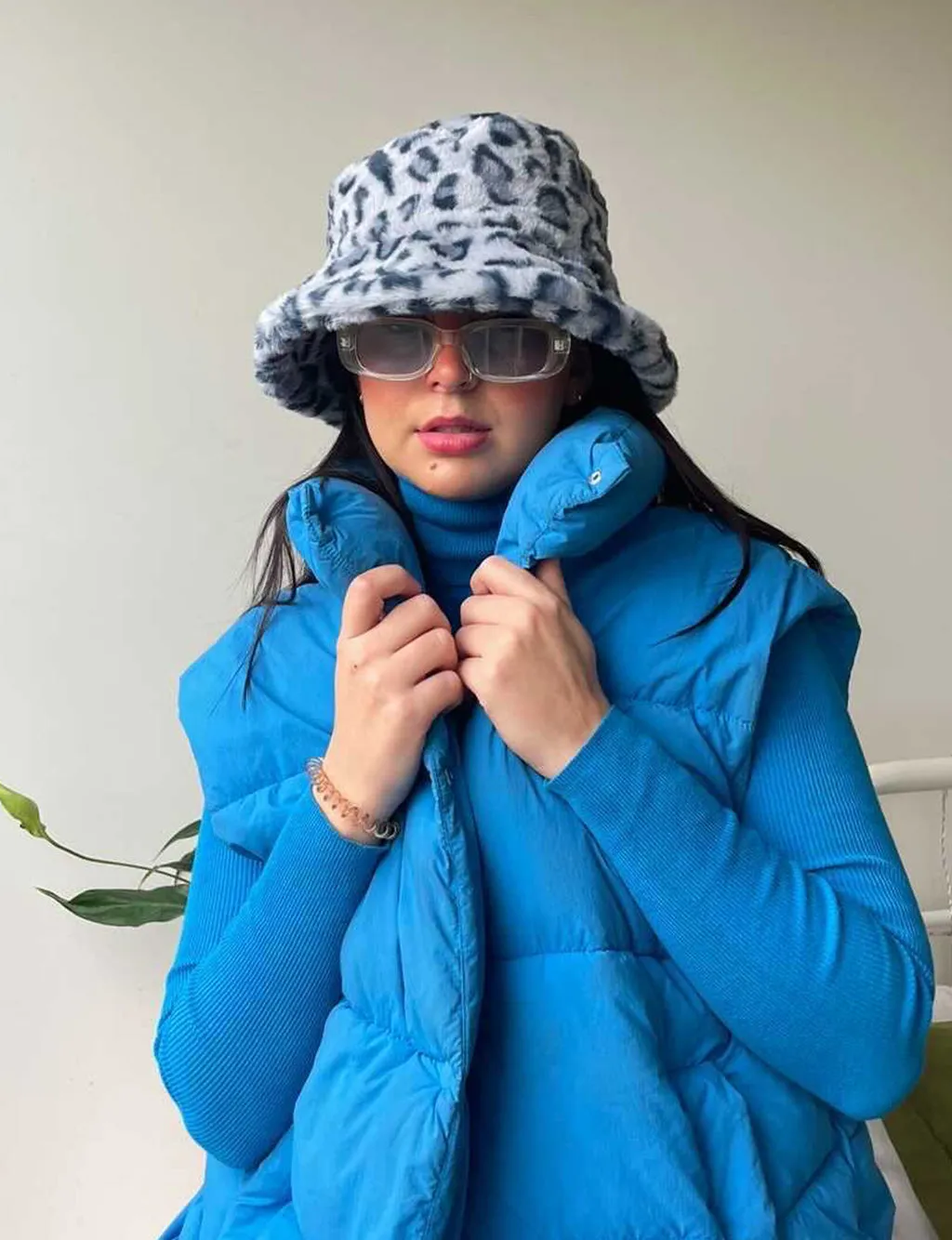 LEOPARD FUZZY HAT - GREY & BLUE