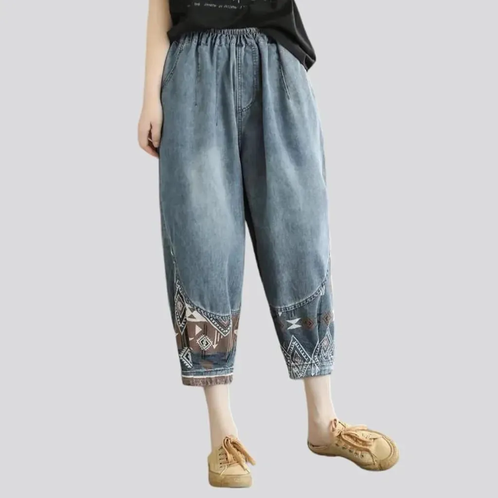 Light-wash sanded denim pants for ladies