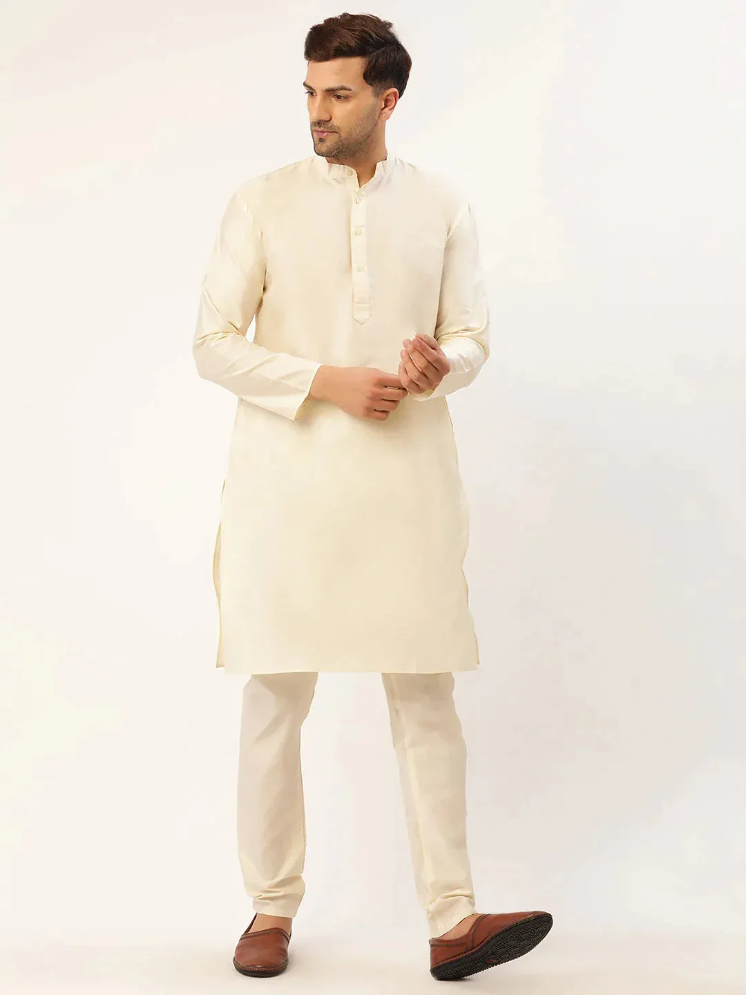 Men'S Solid Kurta Pyjama With Teal Floral Embroidered Nehru Jacket