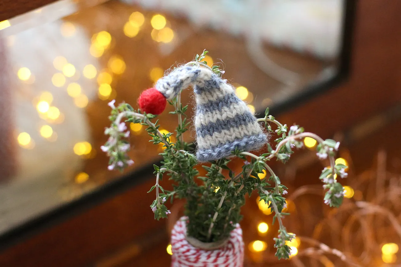 Mini Elf Hat | PDF Knitting Pattern