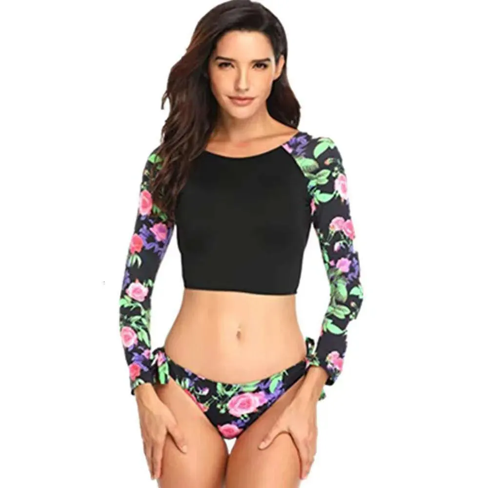 New Long Sleeved Sexy Printed Beach Split Bikini Swimsuit for Women