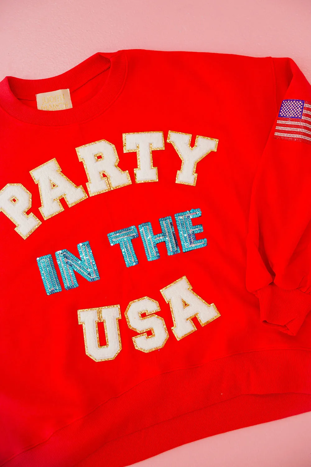 PARTY IN THE USA RED PULLOVER