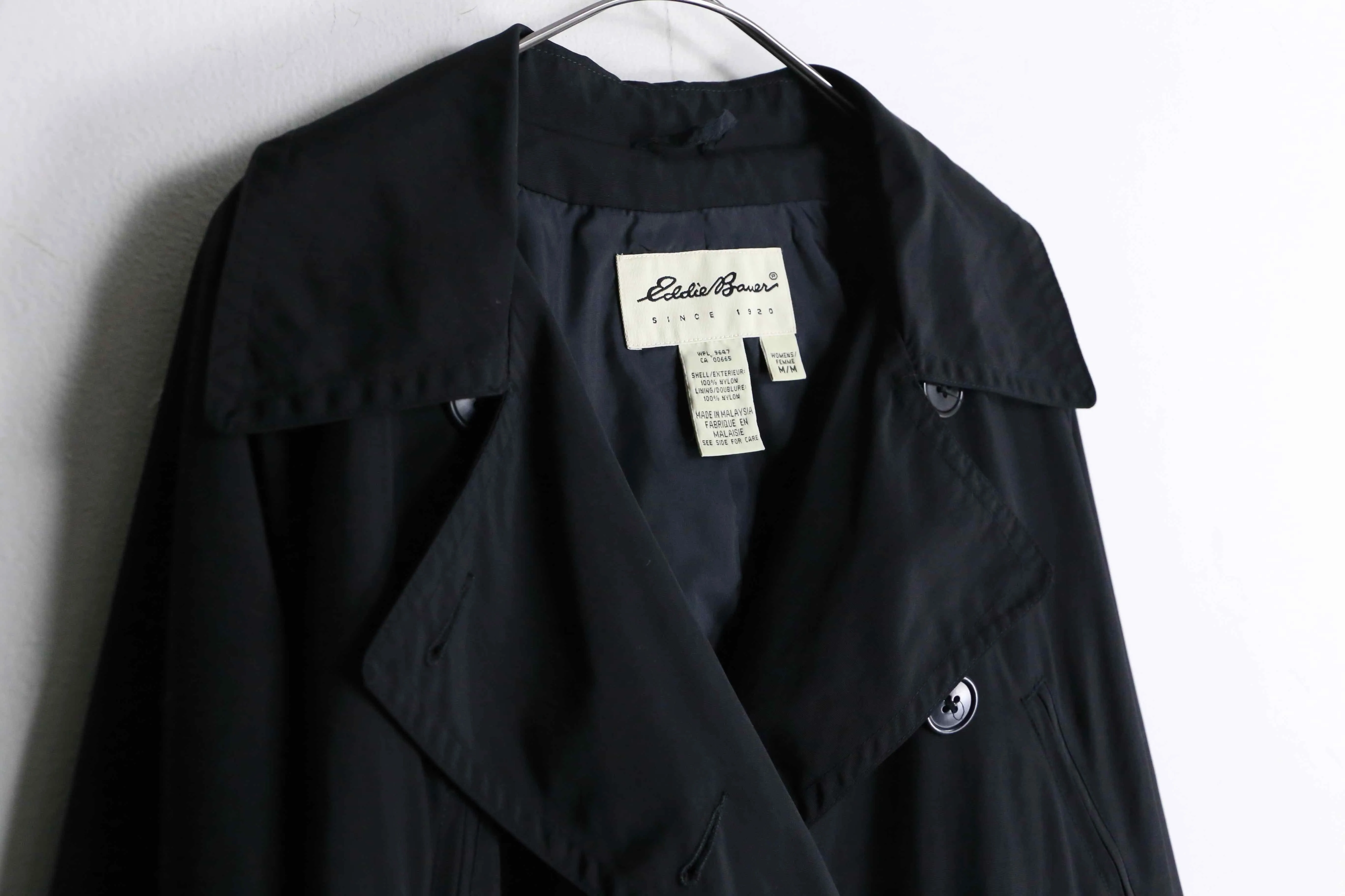 "Eddie Bauer" black color short trench coat