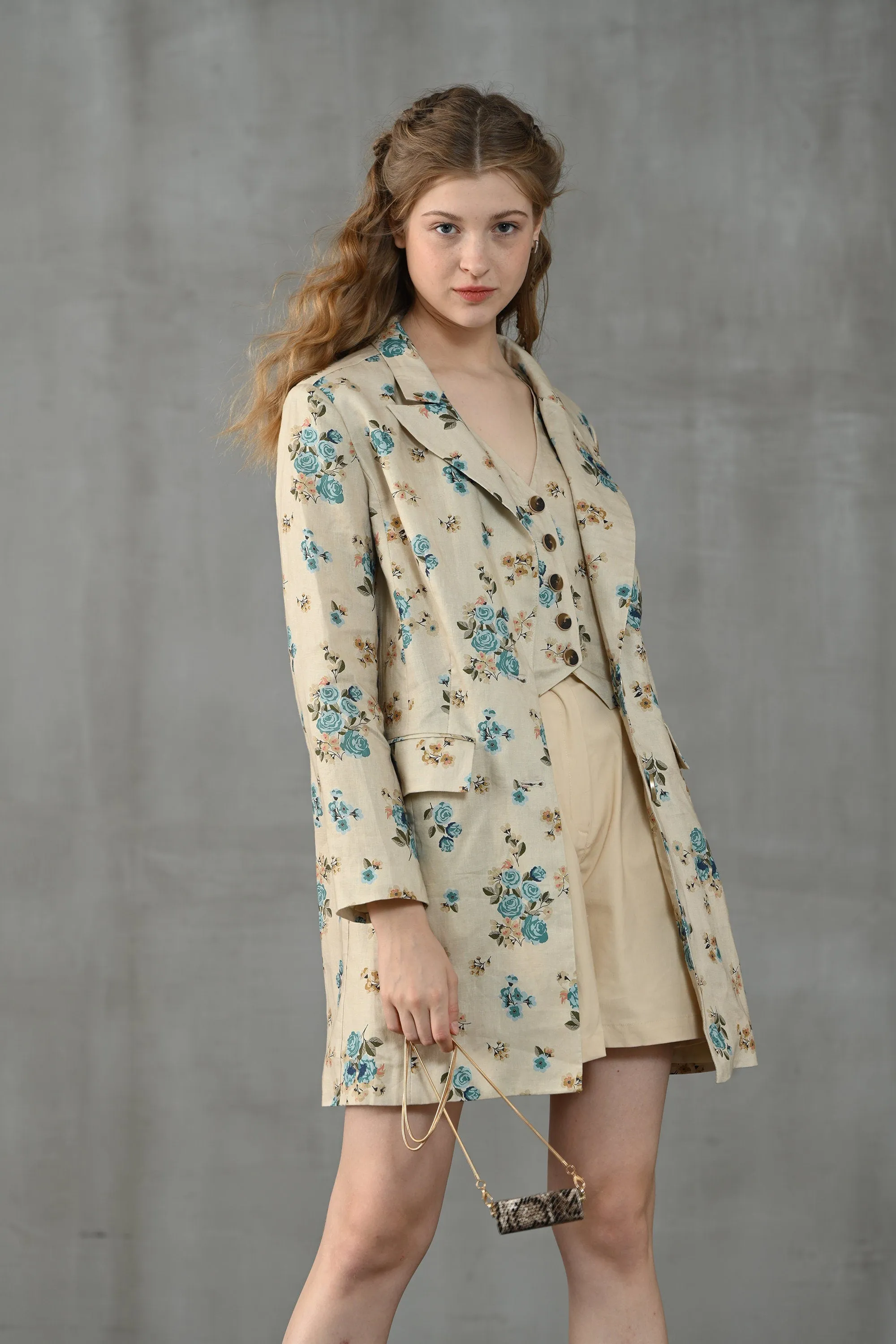 Rococo Light 11 | 100% linen corset trench coat