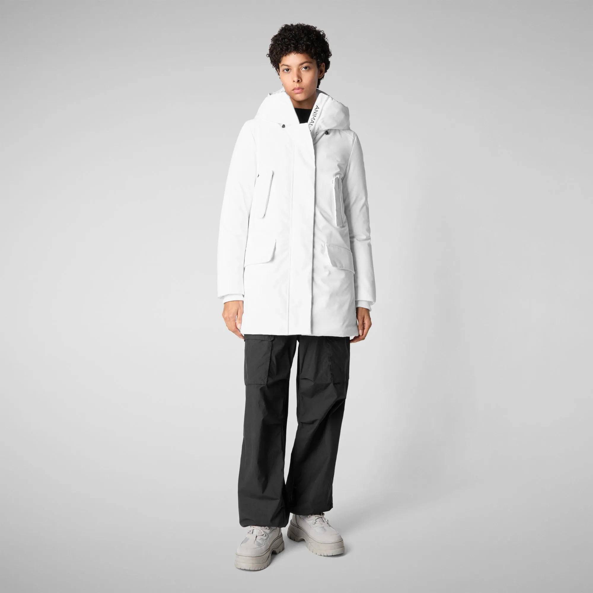 Woman's hooded parka Soleil in white